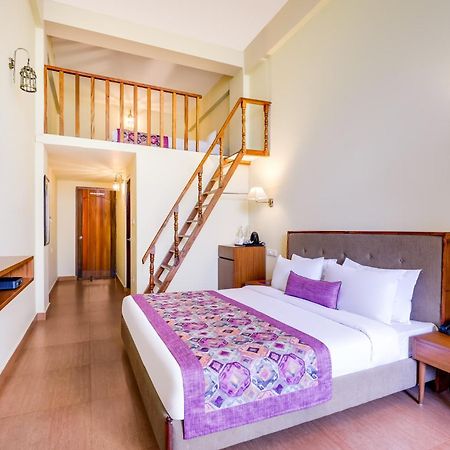 Mount Himalayan Hotel ガントク エクステリア 写真