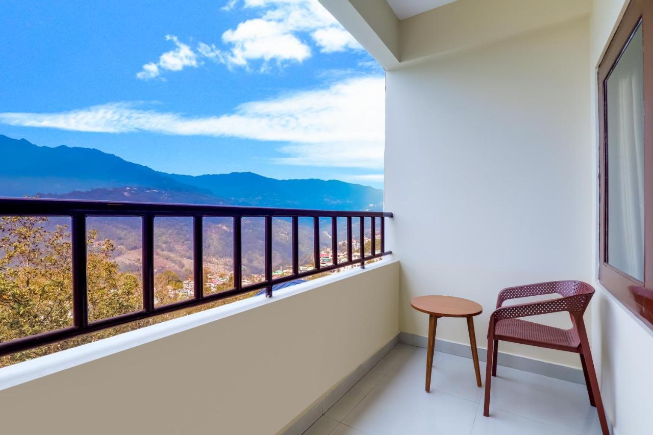 Mount Himalayan Hotel ガントク エクステリア 写真