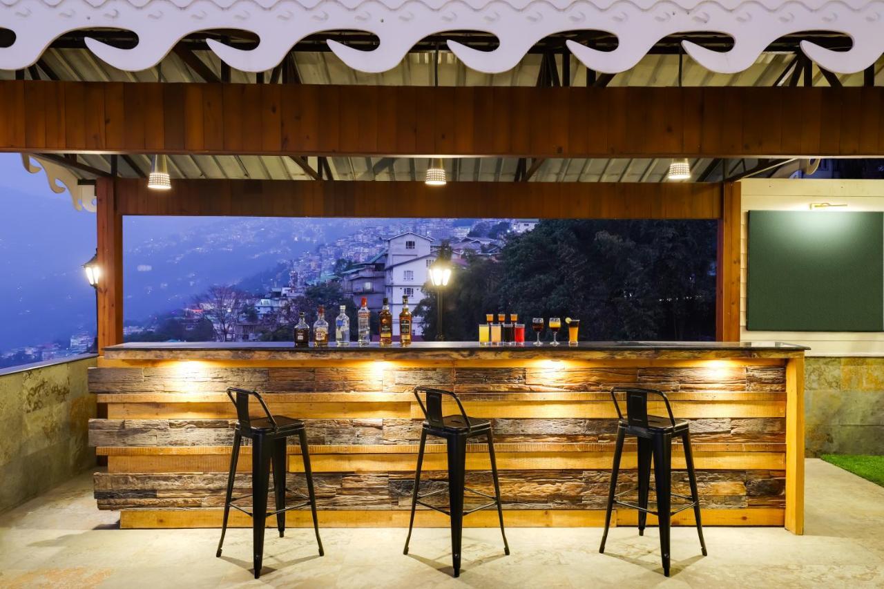 Mount Himalayan Hotel ガントク エクステリア 写真